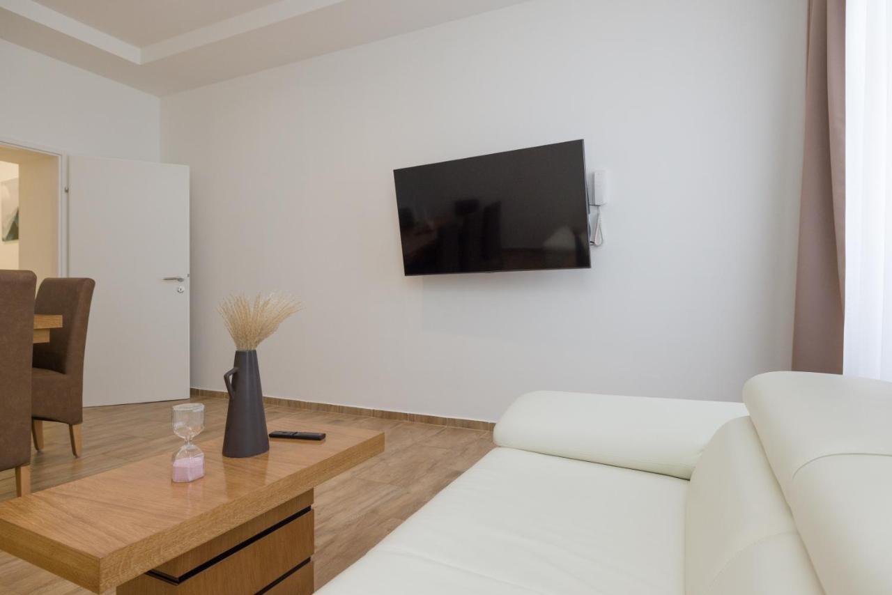 Favoriten Dream Apartment 1100 Вена Экстерьер фото