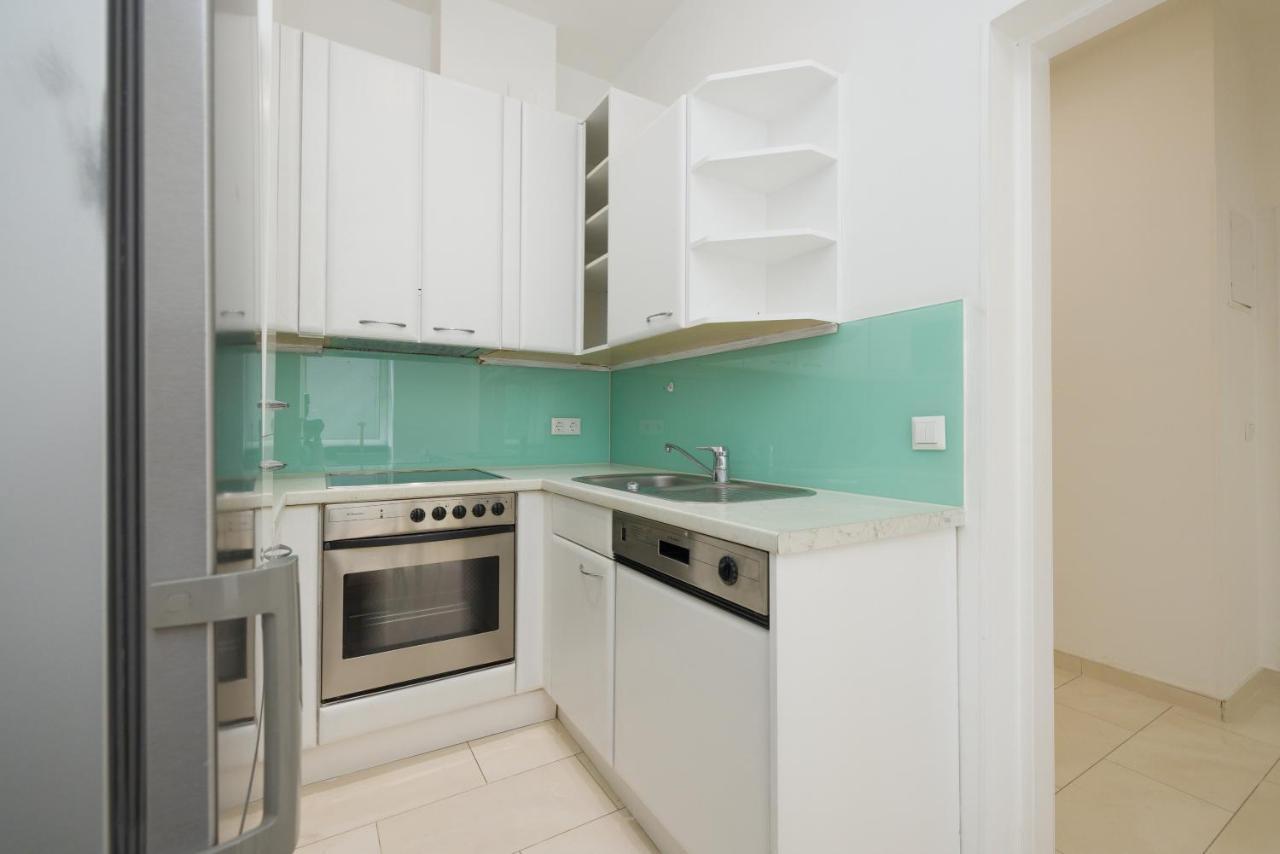 Favoriten Dream Apartment 1100 Вена Экстерьер фото